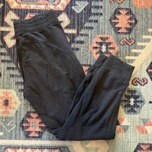 🍋lululemon charcoal jogger